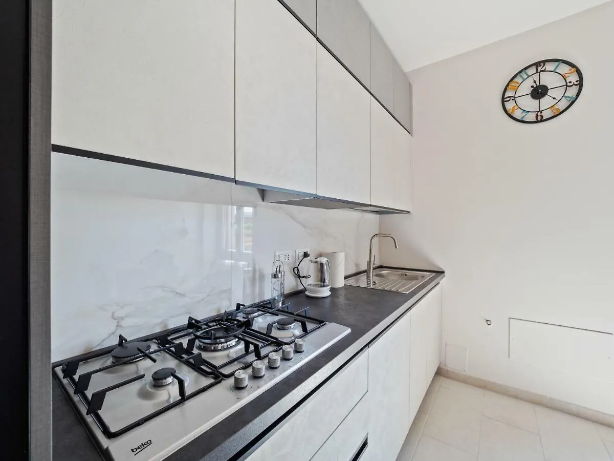 Appartamento Ugolini Milano 0*, Milan