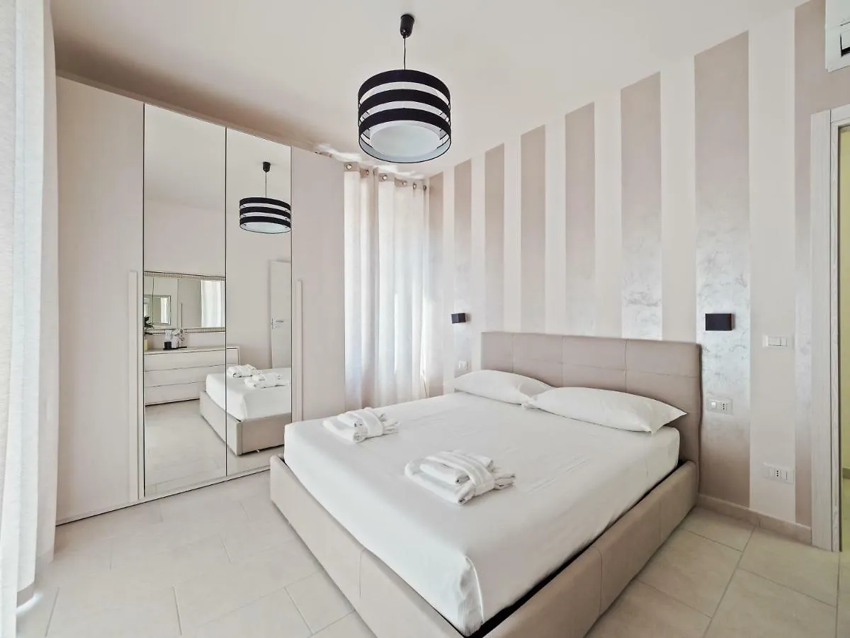 Appartamento Ugolini Milano 0*, Milan